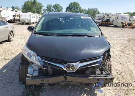 2018 Toyota Sienna Xle z USA, uszkodzony, nr VIN 5TDYZ3DC7JS932841